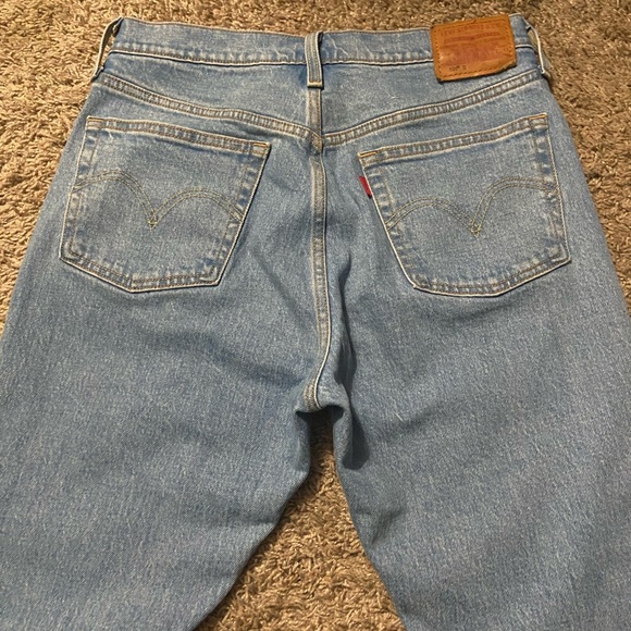 Light Blue 501 Mom jeans Levi’s - Picture 1 of 2